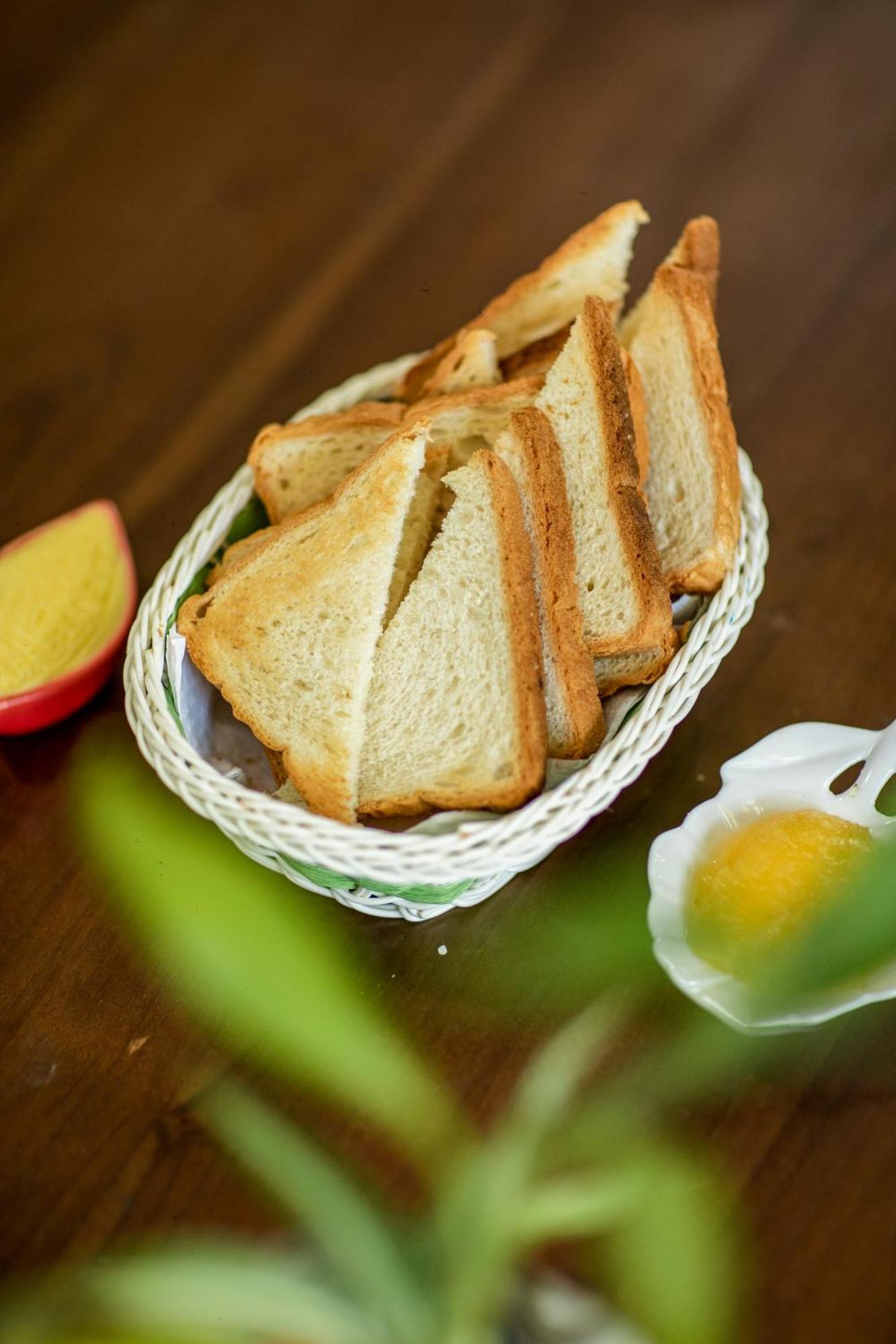 Three Shades Bed & Breakfast Гале Екстериор снимка