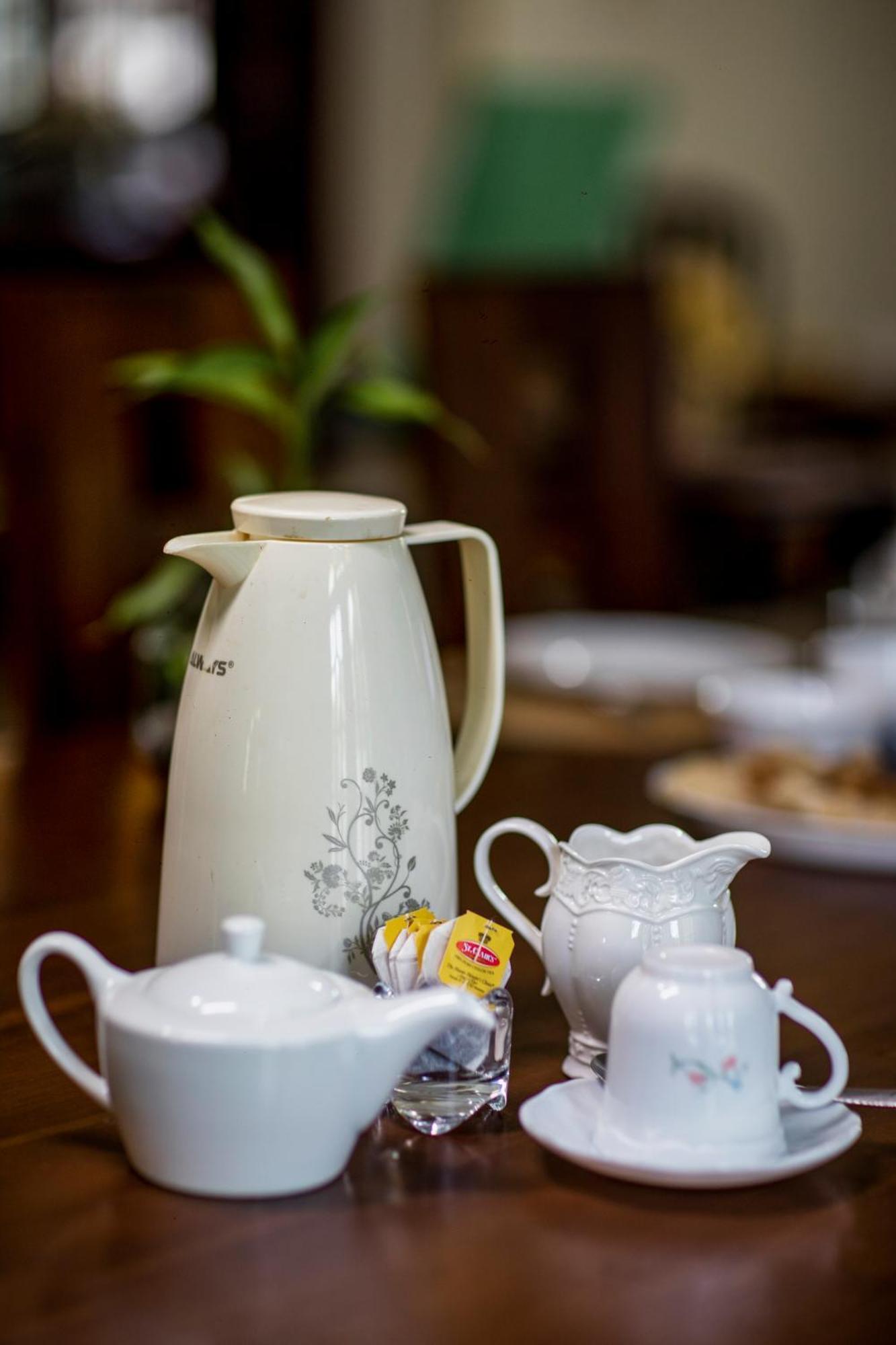 Three Shades Bed & Breakfast Гале Екстериор снимка