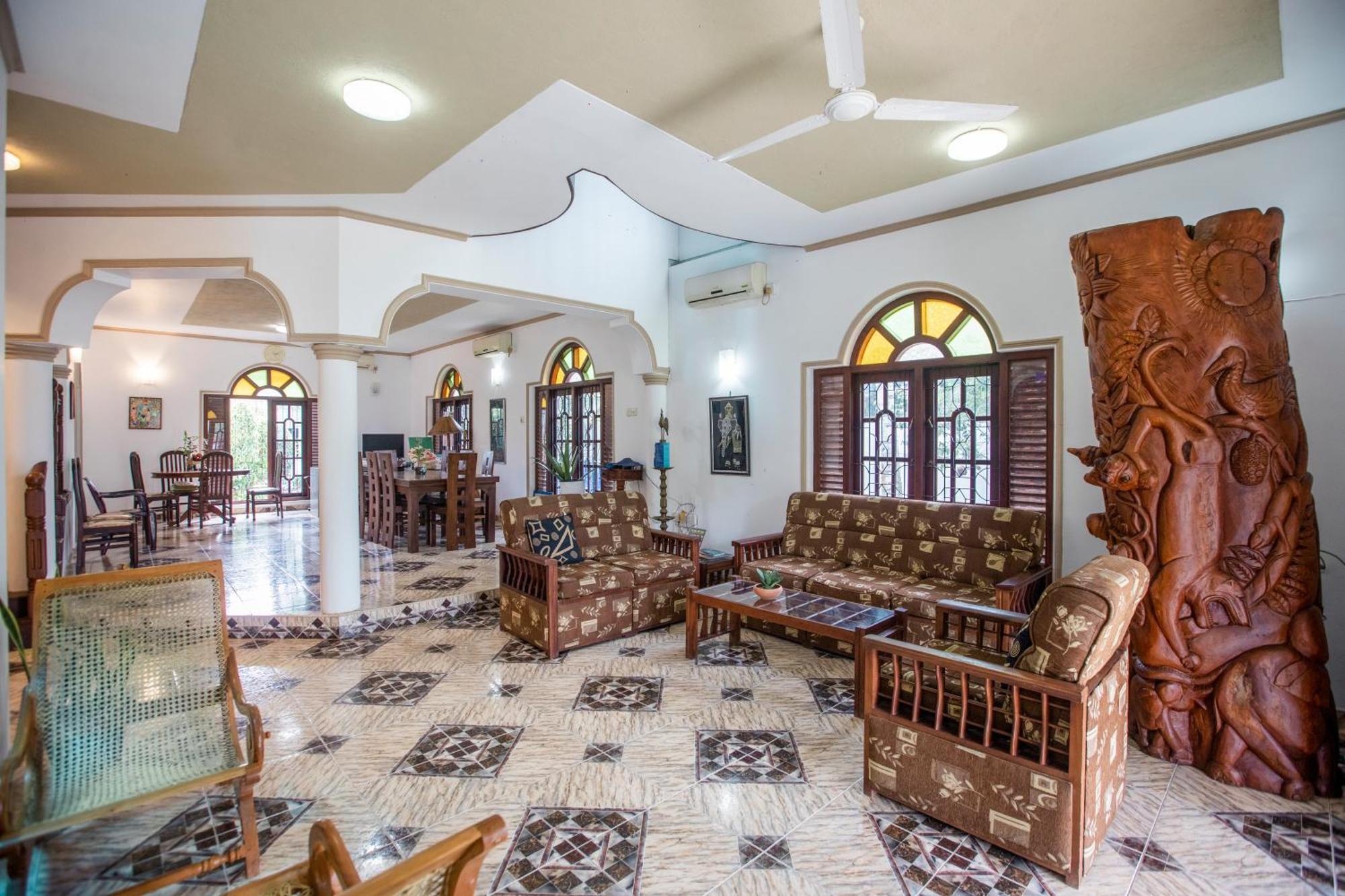 Three Shades Bed & Breakfast Гале Екстериор снимка