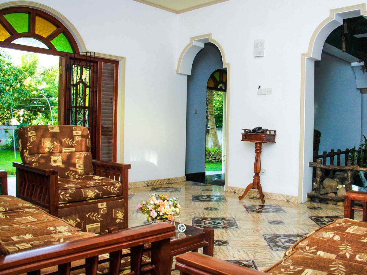 Three Shades Bed & Breakfast Гале Екстериор снимка
