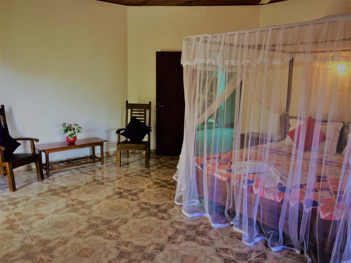 Three Shades Bed & Breakfast Гале Екстериор снимка